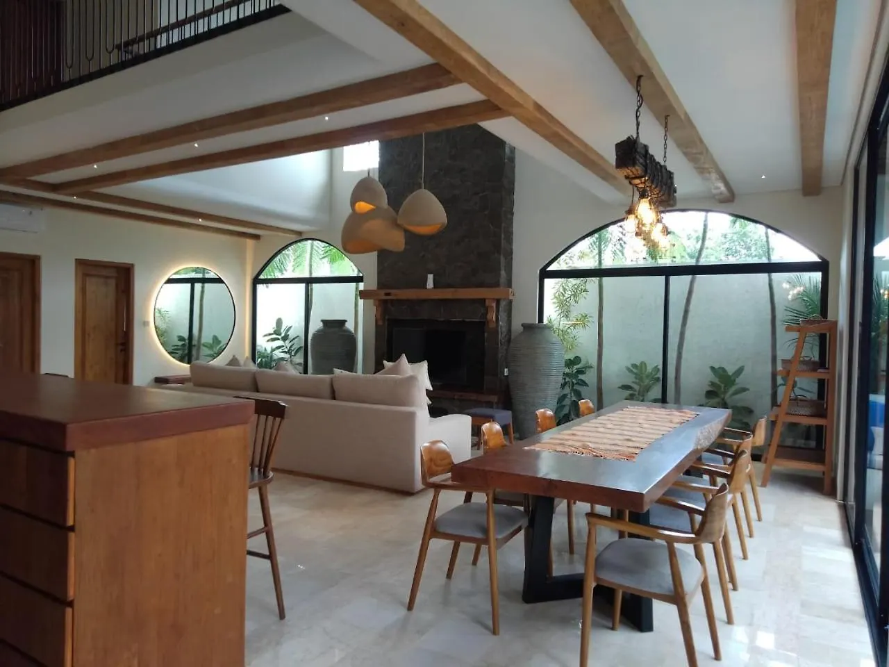 Brand New Spacious 4Br Villa Kuta   Kuta (Bali)