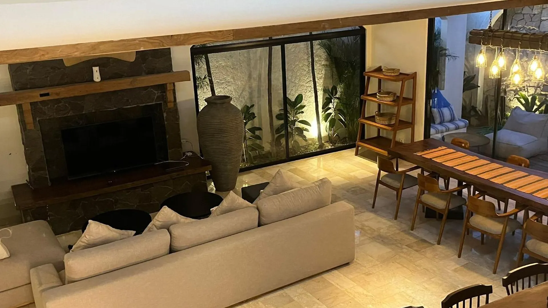 Brand New Spacious 4Br Villa Kuta  0*, Kuta (Bali)