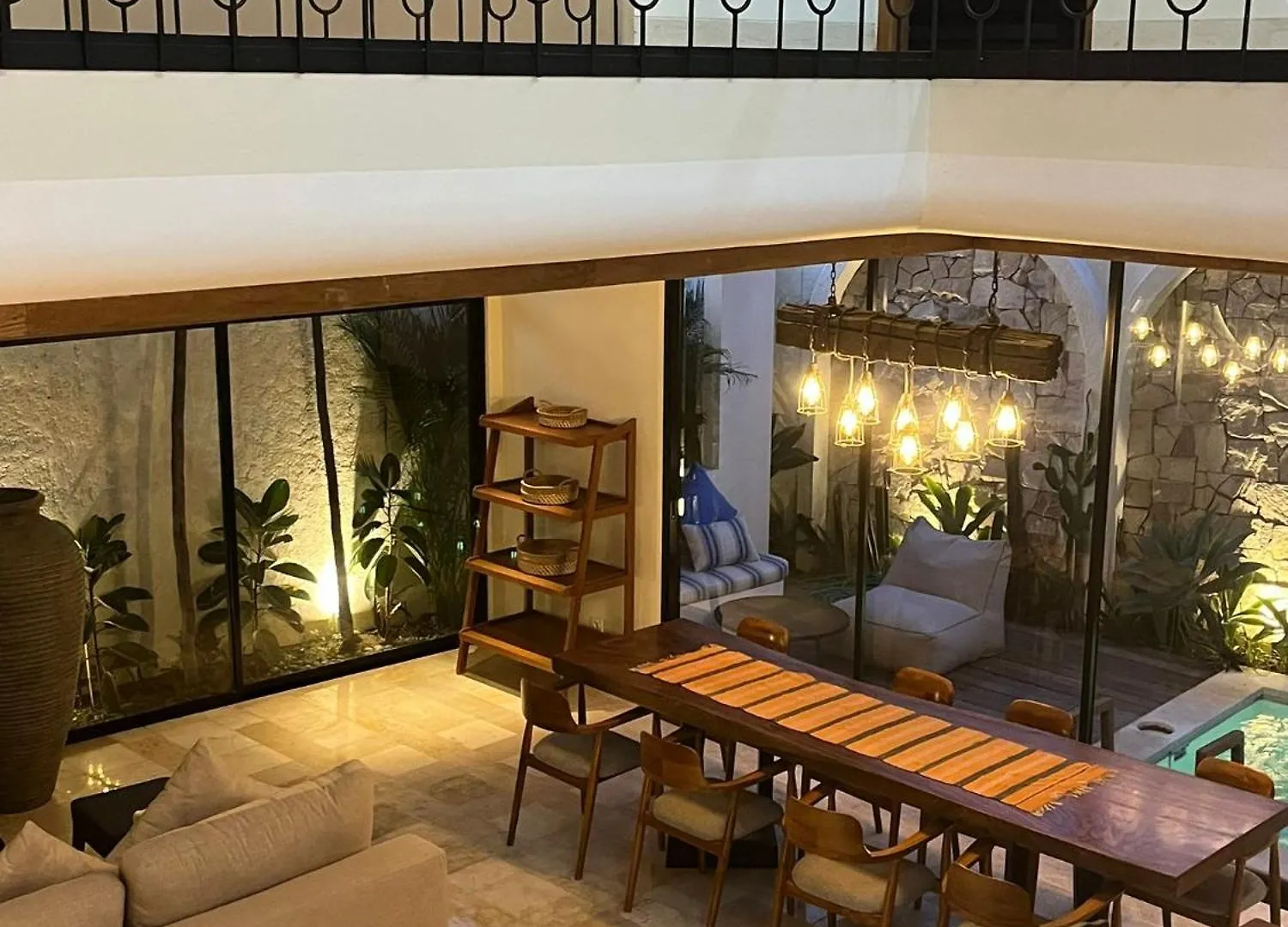 Brand New Spacious 4Br Villa Kuta  0*, Kuta (Bali) Indonesia