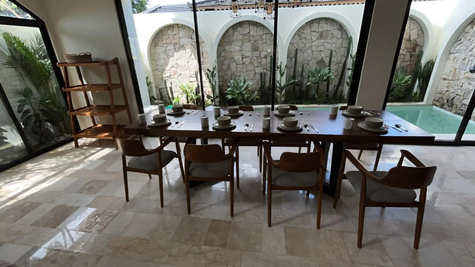 Brand New Spacious 4Br Villa Kuta