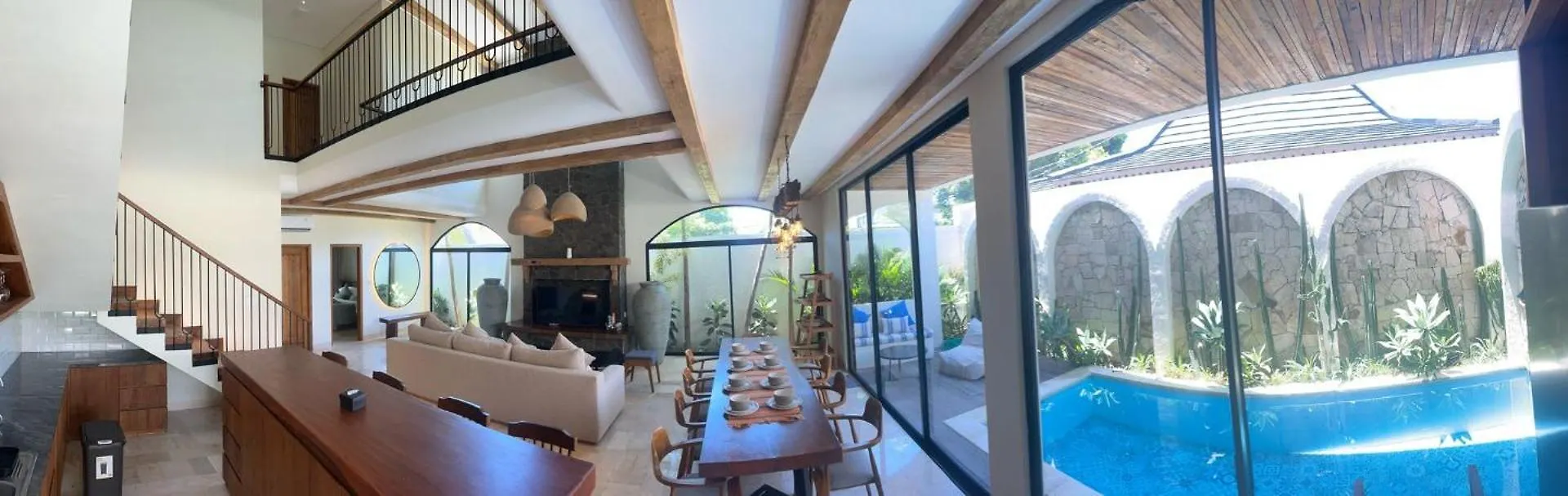 Brand New Spacious 4Br Villa Kuta
